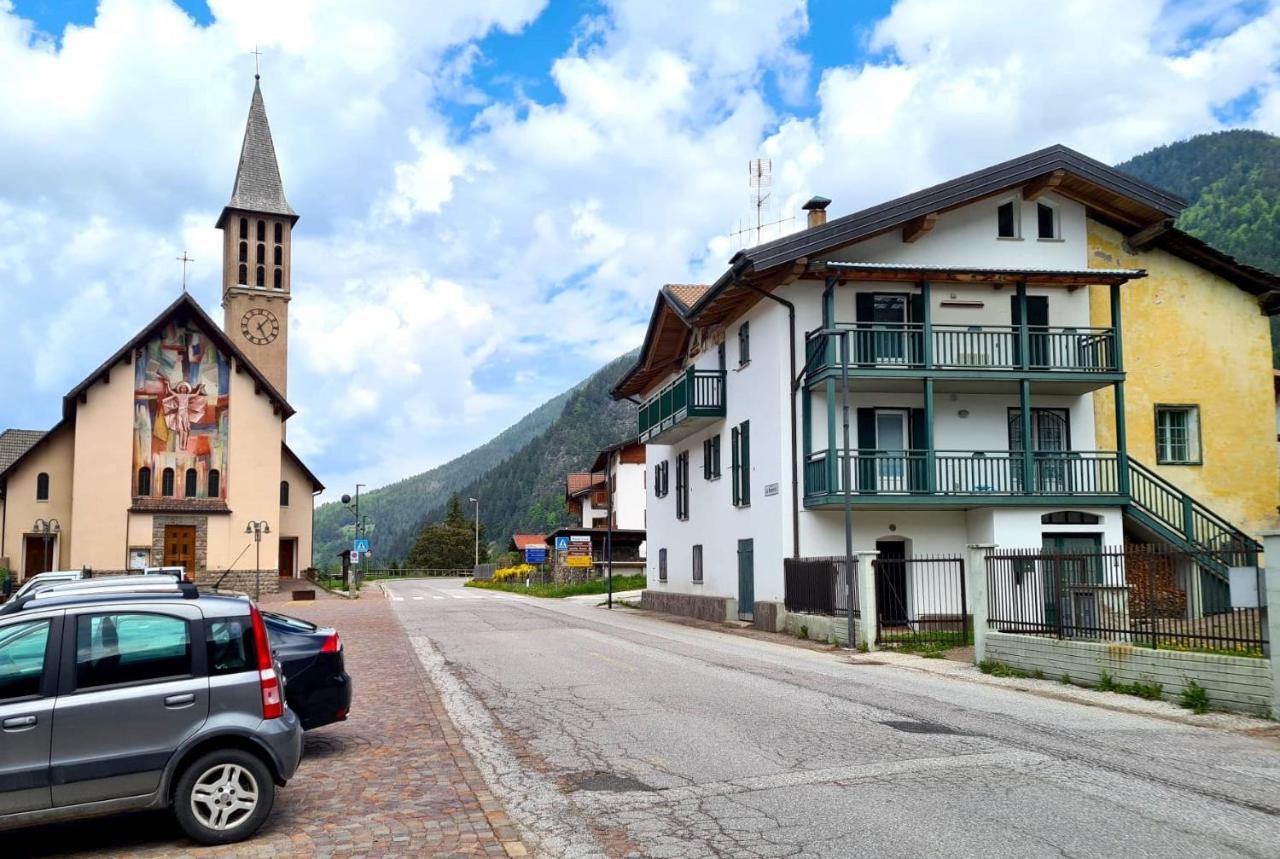 Laghetto Delle Buse Home Brusago Exteriör bild